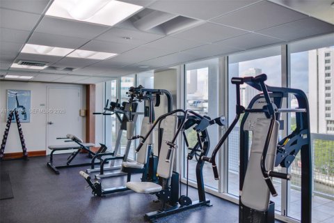 Copropriété à louer à Miami, Floride: 1 chambre, 72 m2 № 2007215 - photo 16