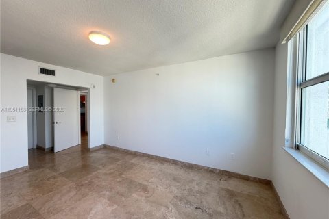 Copropriété à louer à Miami, Floride: 1 chambre, 72 m2 № 2007215 - photo 12