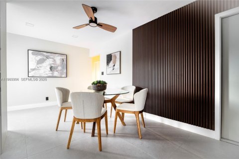 Villa ou maison à vendre à Fort Lauderdale, Floride: 5 chambres, 212.28 m2 № 2051550 - photo 4