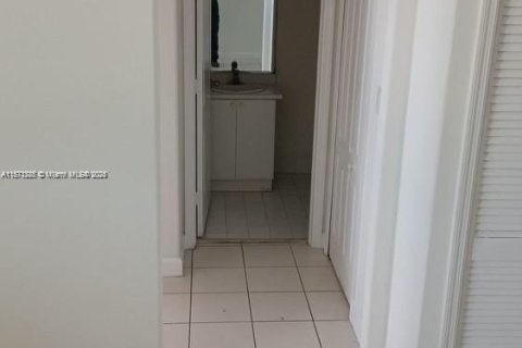 Condominio en alquiler en Homestead, Florida, 2 dormitorios, 86.4 m2 № 1898003 - foto 2