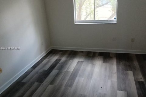 Condominio en alquiler en Homestead, Florida, 2 dormitorios, 86.4 m2 № 1898003 - foto 10