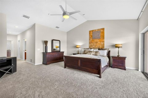 Townhouse in Treasure Island, Florida 3 bedrooms, 224.36 sq.m. № 2379809 - photo 21