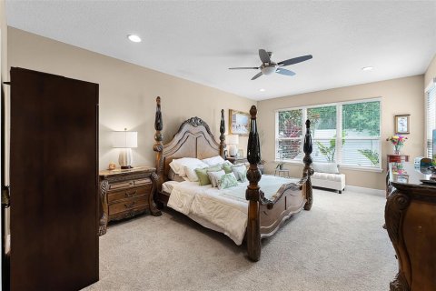 House in Oviedo, Florida 4 bedrooms, 303.98 sq.m. № 1819672 - photo 25