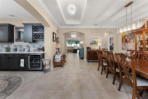 House in Oviedo, Florida 4 bedrooms, 303.98 sq.m. № 1819672 - photo 6
