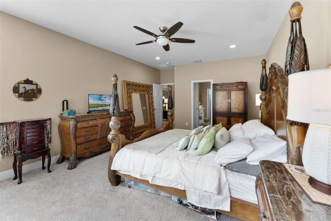 House in Oviedo, Florida 4 bedrooms, 303.98 sq.m. № 1819672 - photo 27