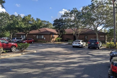 Propiedad comercial en alquiler en Bradenton, Florida, 378.11 m2 № 1901713 - foto 3