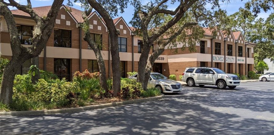 Propiedad comercial en Bradenton, Florida 378.11 m2 № 1901713