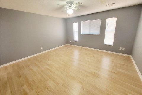 Villa ou maison à louer à Bradenton, Floride: 3 chambres, 175.77 m2 № 1824231 - photo 13