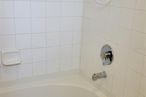 Condo in Sarasota, Florida, 3 bedrooms  № 1802232 - photo 17