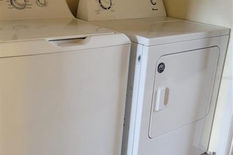 Condo in Sarasota, Florida, 3 bedrooms  № 1802232 - photo 18