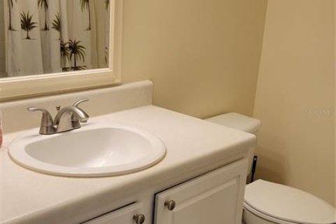 Condo in Sarasota, Florida, 3 bedrooms  № 1802232 - photo 9