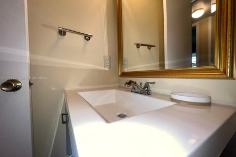 Copropriété à louer à Boca Raton, Floride: 2 chambres, 78.04 m2 № 2172672 - photo 18