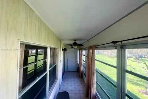 Copropriété à louer à Boca Raton, Floride: 2 chambres, 78.04 m2 № 2172672 - photo 21