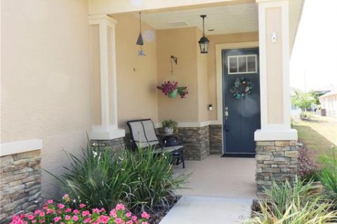 House in Ocala, Florida 2 bedrooms, 146.69 sq.m. № 1718783 - photo 3
