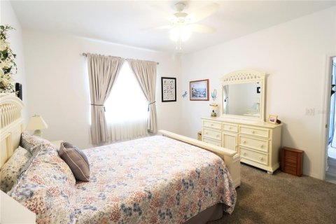 House in Ocala, Florida 2 bedrooms, 146.69 sq.m. № 1718783 - photo 12
