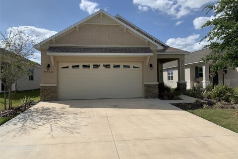 House in Ocala, Florida 2 bedrooms, 146.69 sq.m. № 1718783 - photo 1