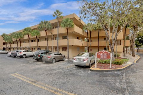 Condominio en venta en Miami, Florida, 2 dormitorios, 91.51 m2 № 2007797 - foto 25