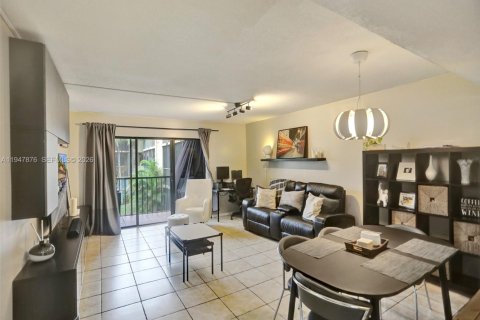 Condominio en venta en Miami, Florida, 2 dormitorios, 91.51 m2 № 2007797 - foto 9