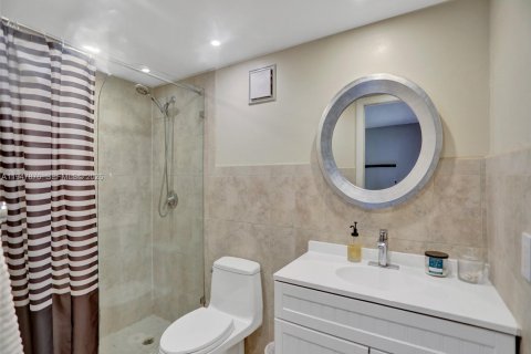 Condominio en venta en Miami, Florida, 2 dormitorios, 91.51 m2 № 2007797 - foto 15