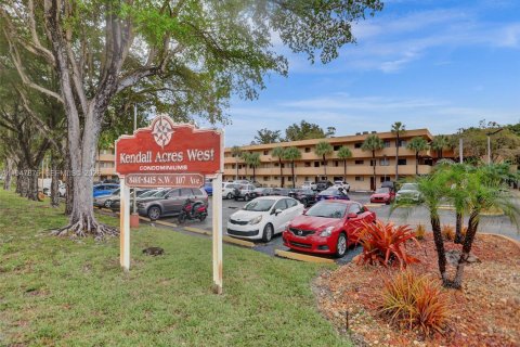 Condominio en Miami, Florida, 2 dormitorios  № 2007797