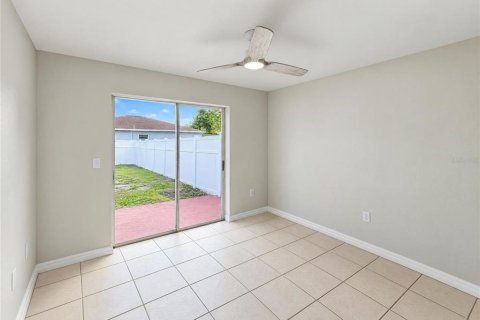 House in Lakeland, Florida 3 bedrooms, 124.86 sq.m. № 2426855 - photo 7