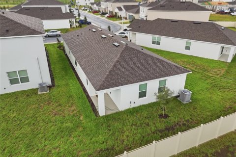 House in Davenport, Florida 4 bedrooms, 154.68 sq.m. № 2237711 - photo 23