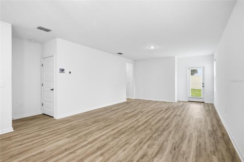 House in Davenport, Florida 4 bedrooms, 154.68 sq.m. № 2237711 - photo 11