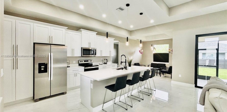 Villa ou maison à Lehigh Acres, Floride 2 chambres, 120.77 m2 № 1878715
