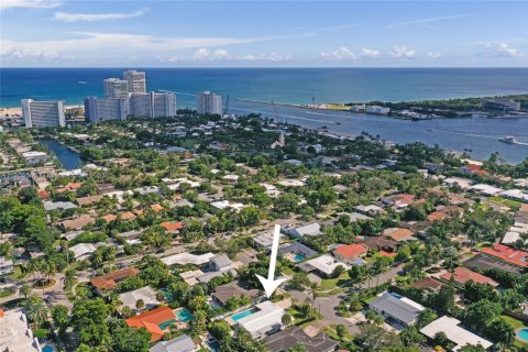 House in Fort Lauderdale, Florida 4 bedrooms, 203.83 sq.m. № 1955970 - photo 4