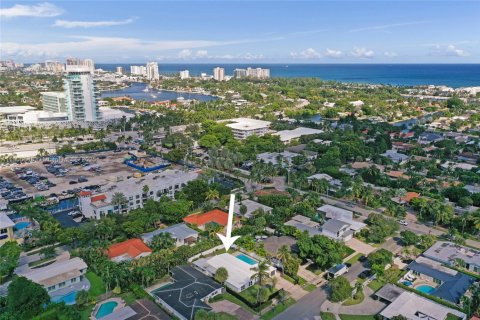 House in Fort Lauderdale, Florida 4 bedrooms, 203.83 sq.m. № 1955970 - photo 3