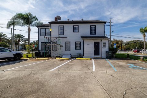 Propiedad comercial en venta en Daytona Beach, Florida, 169.45 m2 № 2329347 - foto 2