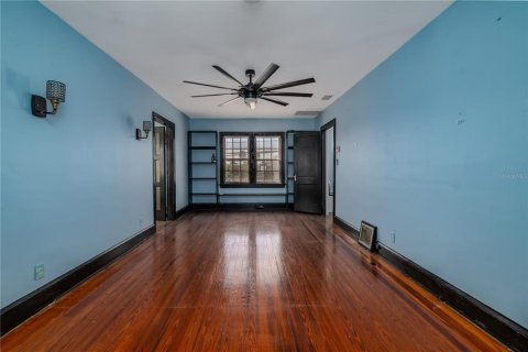 Propiedad comercial en venta en Daytona Beach, Florida, 169.45 m2 № 2329347 - foto 24