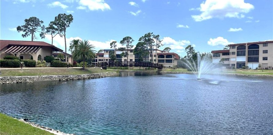 Condominio en Punta Gorda, Florida, 2 dormitorios № 1569194