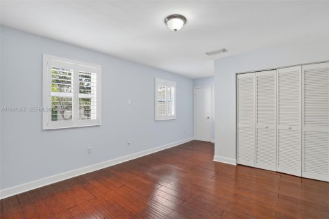 Купить таунхаус в Майами, Флорида 2 спальни, 135.27м2, № 1998527 - фото 27