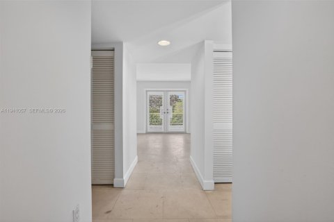 Купить таунхаус в Майами, Флорида 2 спальни, 135.27м2, № 1998527 - фото 4