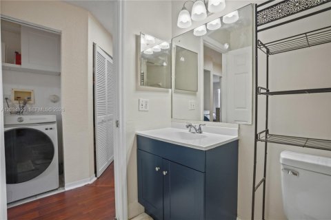 Villa ou maison à vendre à Sunrise, Floride: 4 chambres, 145.67 m2 № 2084940 - photo 27