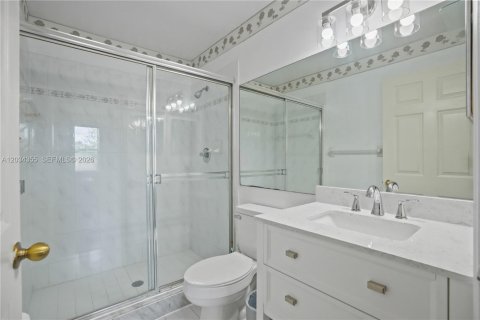 Villa ou maison à vendre à Sunrise, Floride: 4 chambres, 145.67 m2 № 2084940 - photo 24