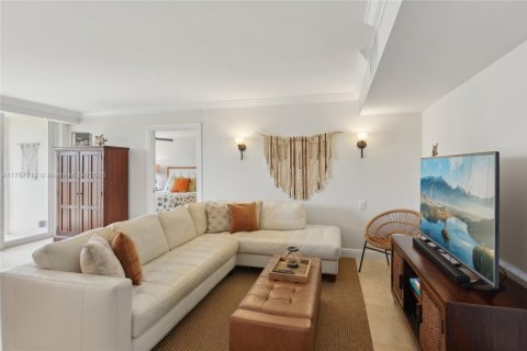 Condo in Hillsboro Beach, Florida, 2 bedrooms  № 1731338 - photo 4