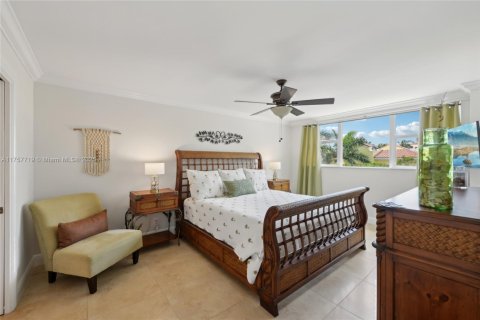 Condo in Hillsboro Beach, Florida, 2 bedrooms  № 1731338 - photo 20