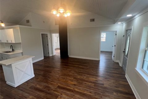 House in Spring Hill, Florida 2 bedrooms, 77.29 sq.m. № 1757420 - photo 2