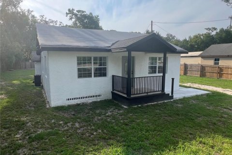 House in Spring Hill, Florida 2 bedrooms, 77.29 sq.m. № 1757420 - photo 1
