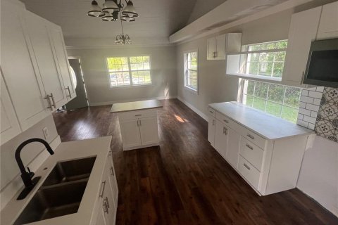 House in Spring Hill, Florida 2 bedrooms, 77.29 sq.m. № 1757420 - photo 4