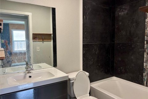 Apartamento en alquiler en Sarasota, Florida, 2 dormitorios, 88.26 m2 № 1842025 - foto 13