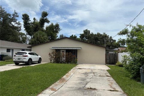 Apartamento en alquiler en Sarasota, Florida, 2 dormitorios, 88.26 m2 № 1842025 - foto 1