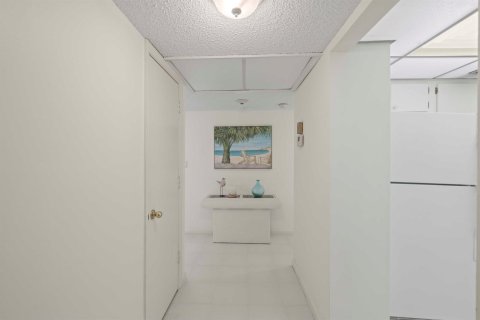 Купить кондоминиум в Бока-Ратон, Флорида 3 комнаты, 101.54м2, № 2147140 - фото 4