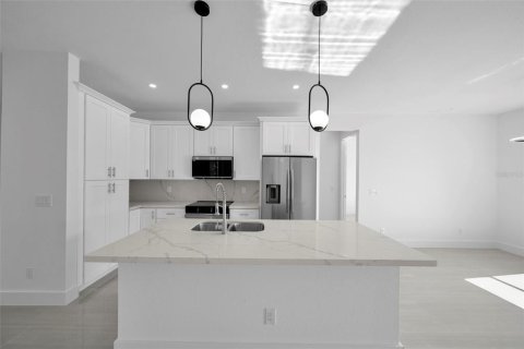 Villa ou maison à louer à Port Charlotte, Floride: 3 chambres, 153.85 m2 № 2157075 - photo 7