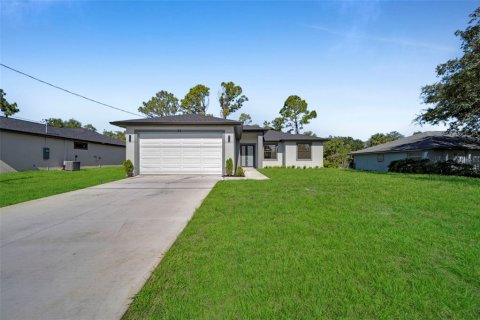 Villa ou maison à louer à Port Charlotte, Floride: 3 chambres, 153.85 m2 № 2157075 - photo 3