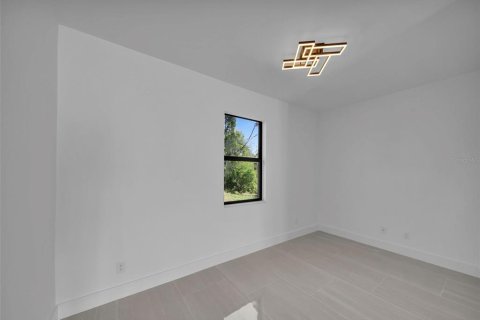 Villa ou maison à louer à Port Charlotte, Floride: 3 chambres, 153.85 m2 № 2157075 - photo 8