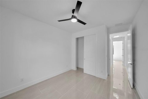 Villa ou maison à louer à Port Charlotte, Floride: 3 chambres, 153.85 m2 № 2157075 - photo 23