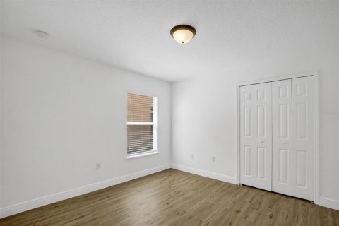 House in Haines City, Florida 3 bedrooms, 153.66 sq.m. № 2223598 - photo 29